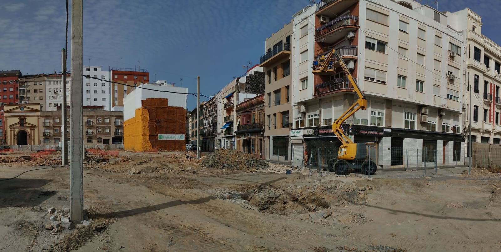 Fotografía real del ámbito de obra de Plaza Mayor de Huelva y su entorno urbano